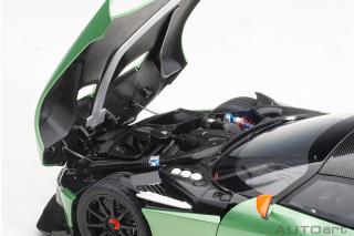 ASTON MARTIN VULCAN 2015 (APPLE TREE GREEN METALLIC) (COMPOSITE MODEL/FULL OPENINGS) AUTOart 1:18